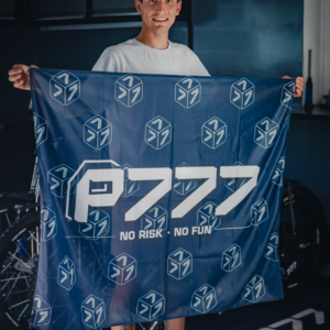 Flaga P777